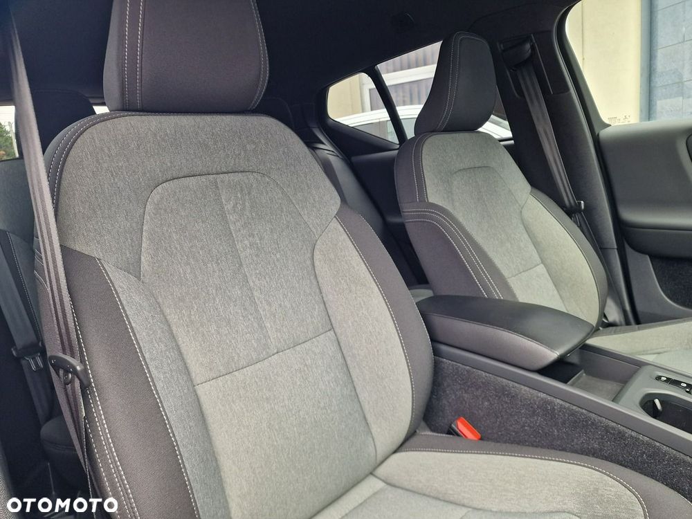 Volvo XC 40 T4 Plug-In Hybrid Core - 25