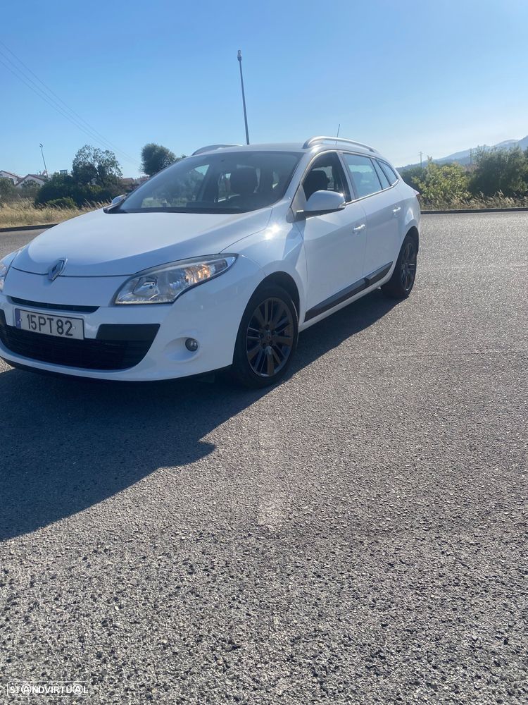 Renault Mégane Sport Tourer - 2