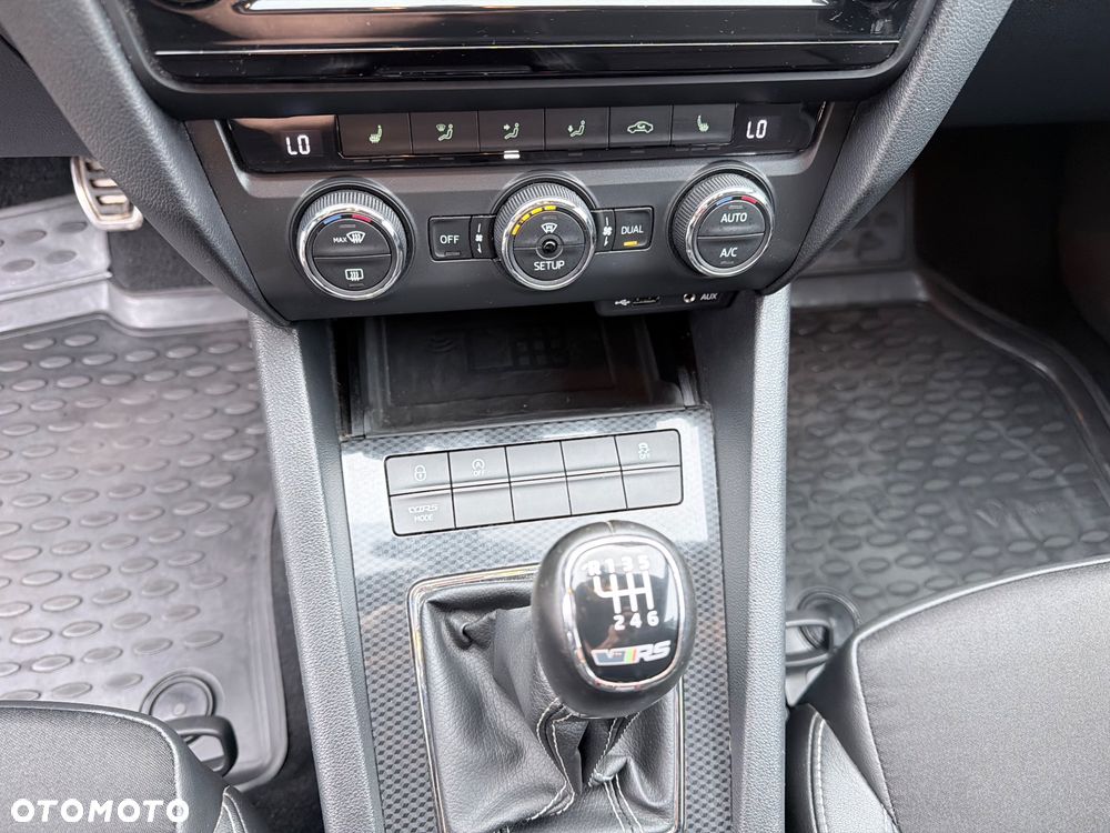 Skoda Octavia 2.0 TDI (Green tec) RS - 13