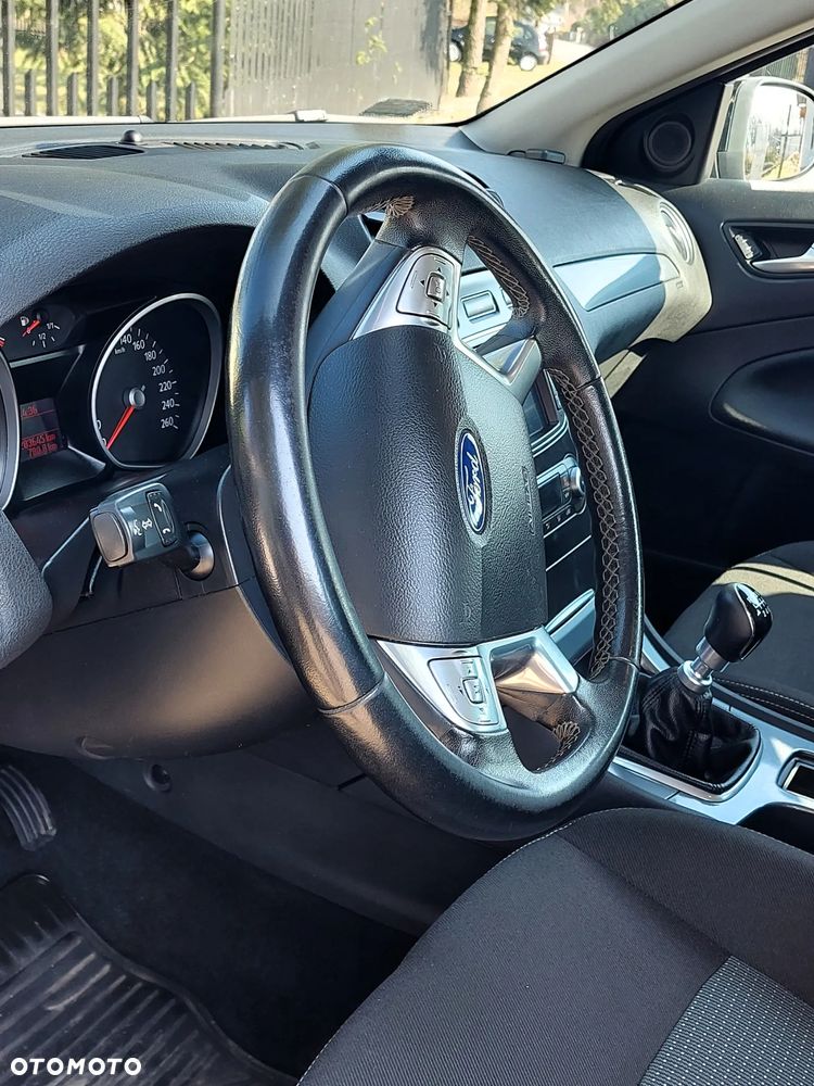 Ford Mondeo 2.0 TDCi Gold X - 30