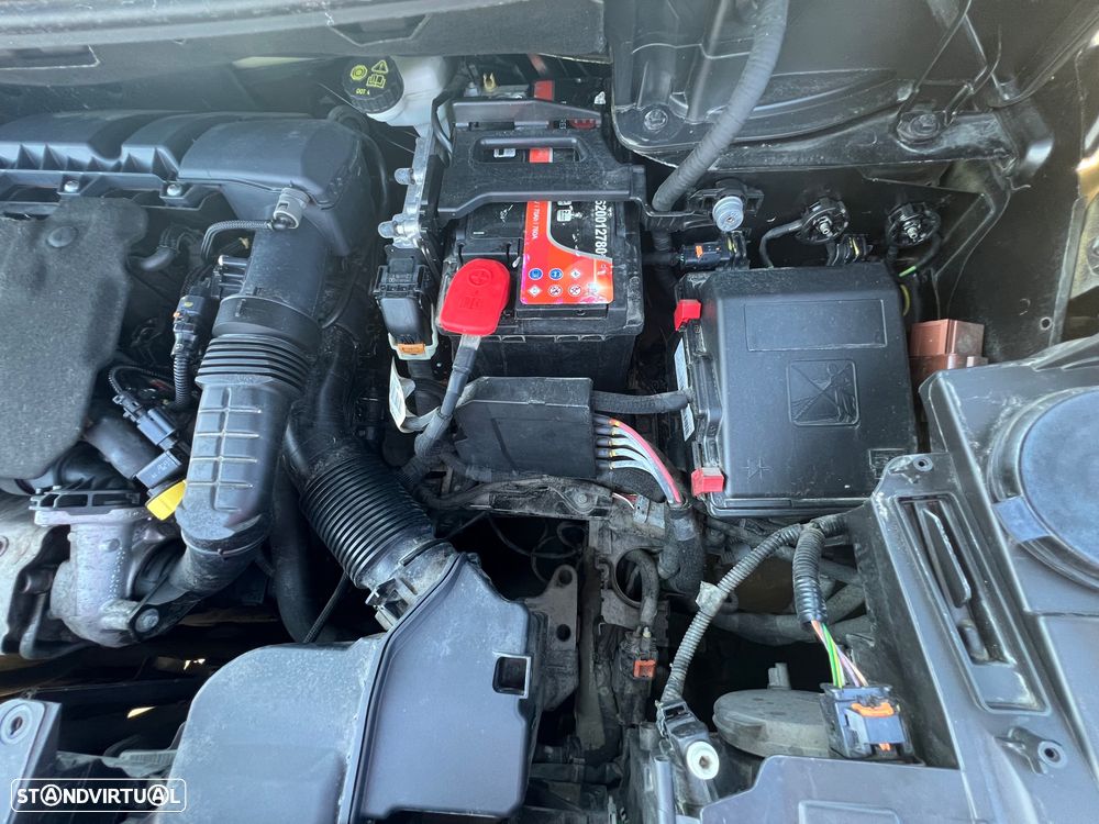 Peugeot 3008 1.5 BlueHDi Active - 15