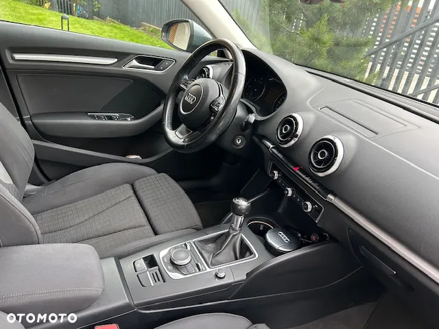 Audi A3 1.6 TDI Attraction - 18