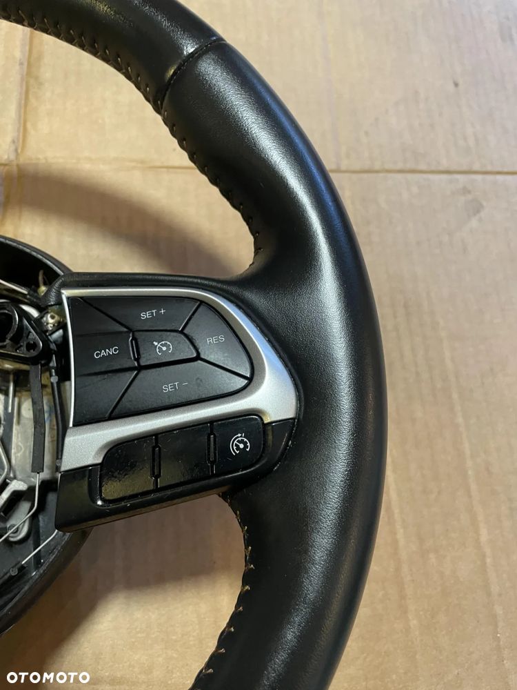 Kierownica multifunkcyjna Jeep Compass STAN IDEALNY - 2