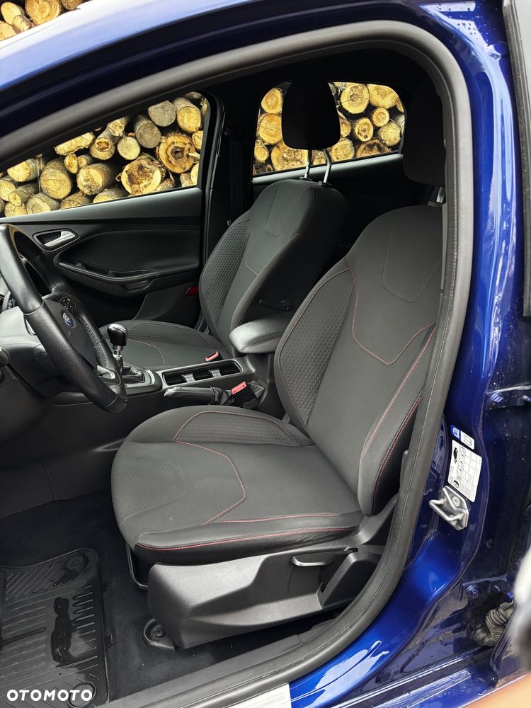 Ford Focus 1.5 EcoBoost Start-Stopp-System ST-Line - 9