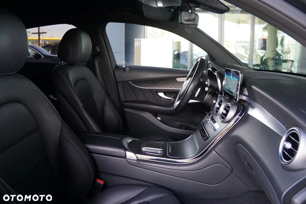 Mercedes-Benz GLC 400 d 4Matic 9G-TRONIC AMG Line - 28