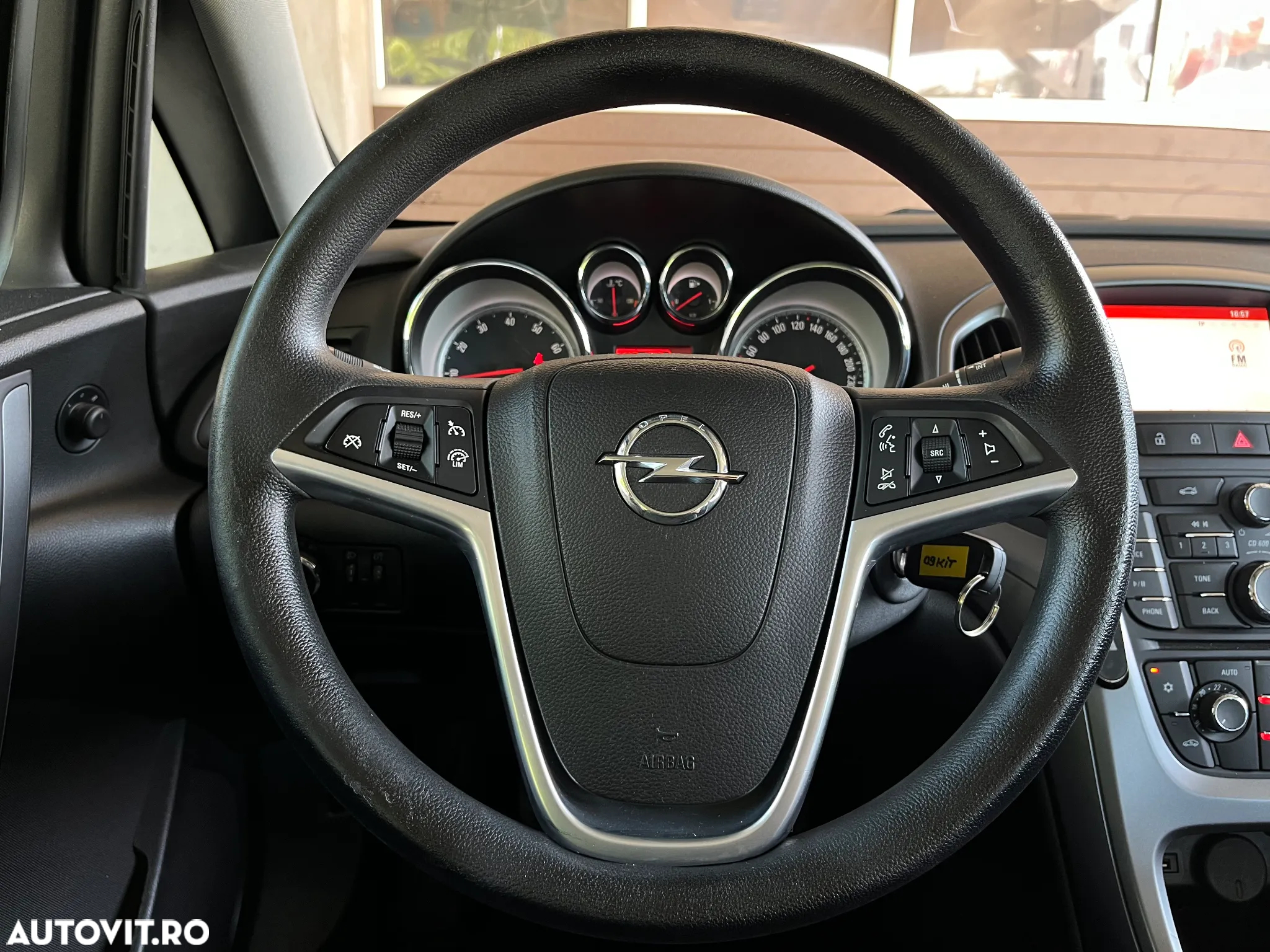 Opel Astra 1.6 TWINPORT ECOTEC Active - 11