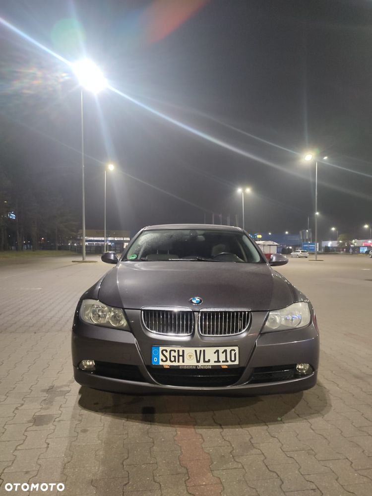 BMW Seria 3 330i - 2