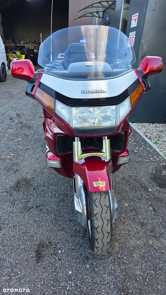 Honda GL - 23