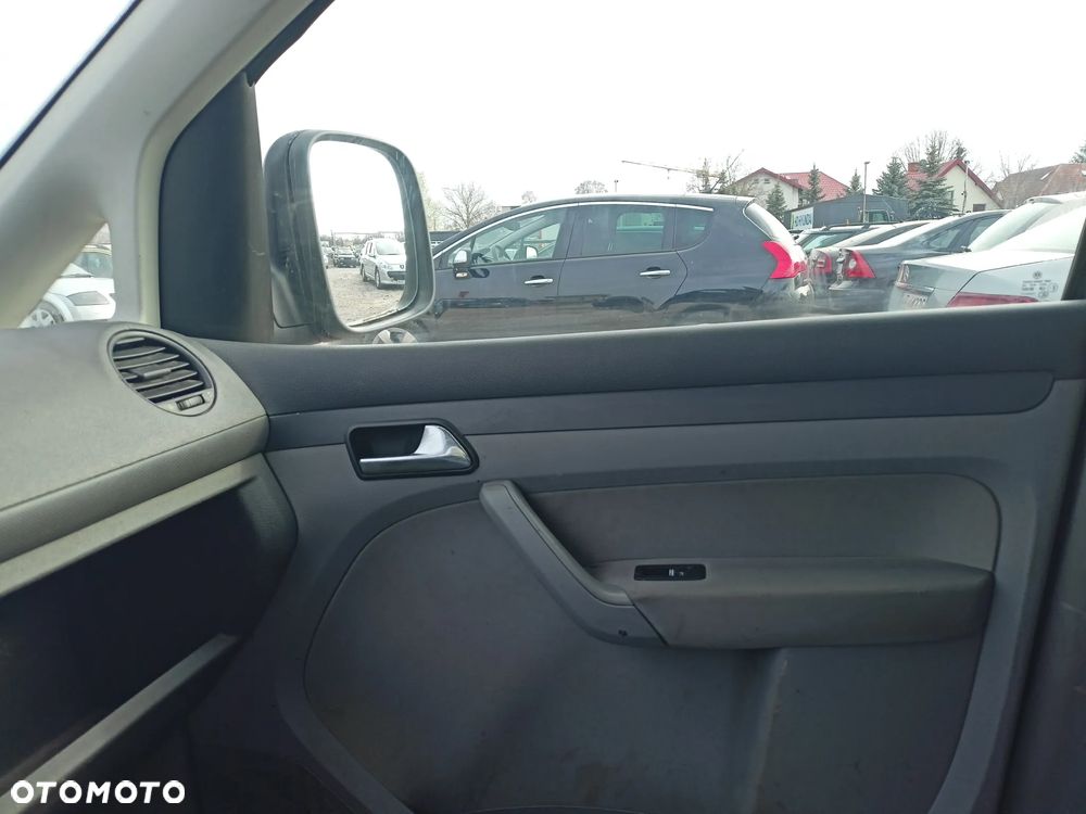 Volkswagen Caddy - 13