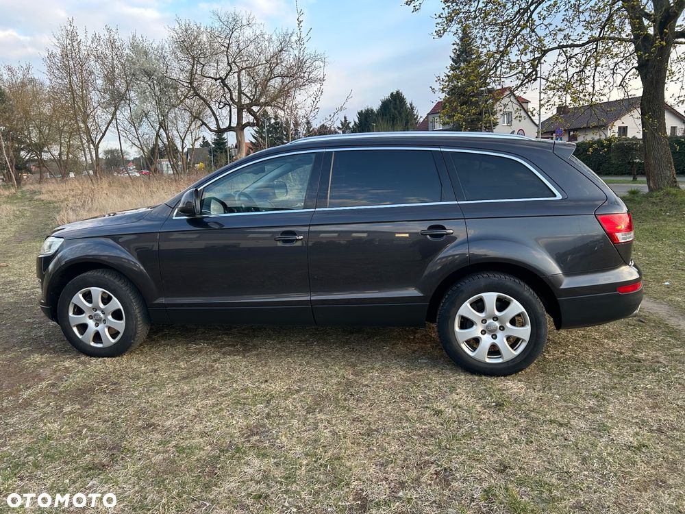 Audi Q7 - 4