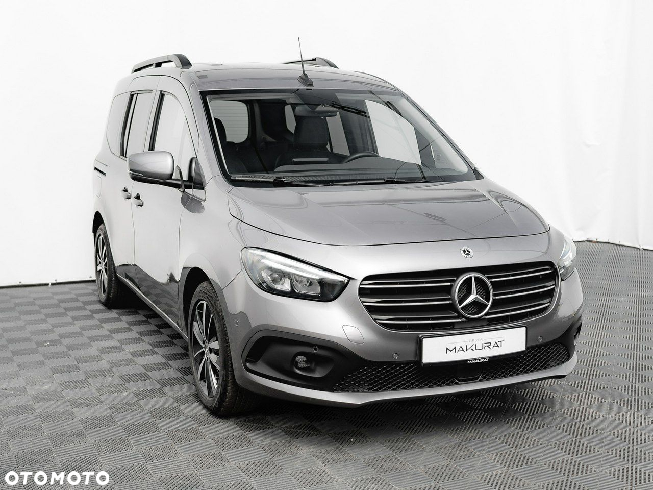 Mercedes-Benz Klasa T 180 d Progressive - 4