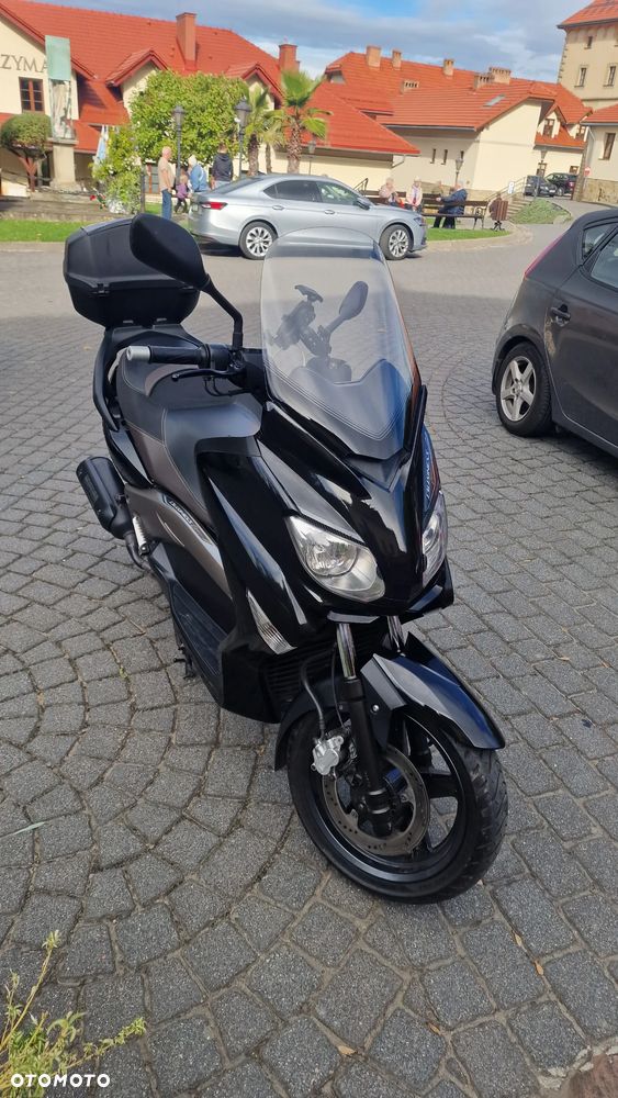 Yamaha X-max - 6