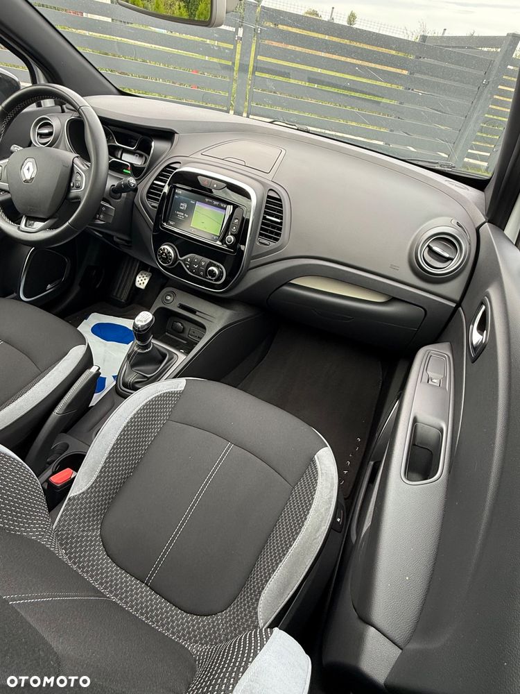 Renault Captur - 36