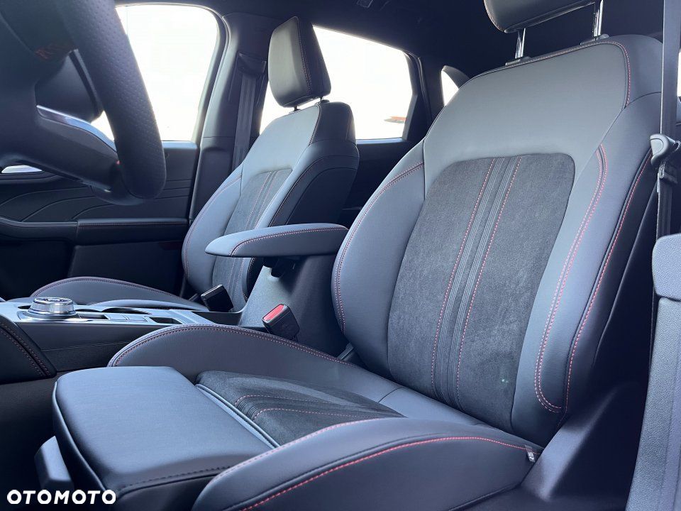 Ford Kuga - 17