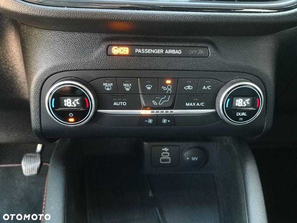 Ford Kuga 2.0 TDCi 4x2 ST-Line - 17