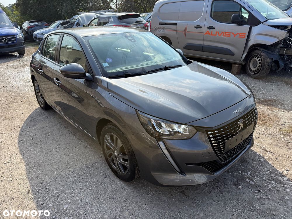 Peugeot 208 - 1