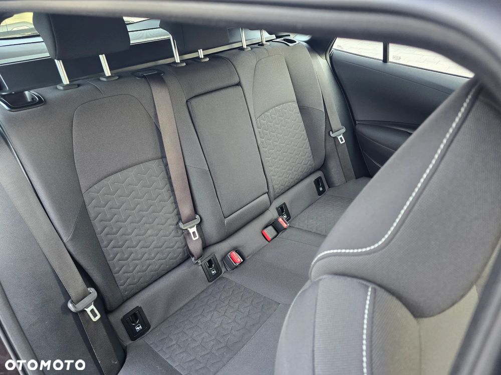 Toyota Corolla ver-1-8-hybrid-comfort - 18