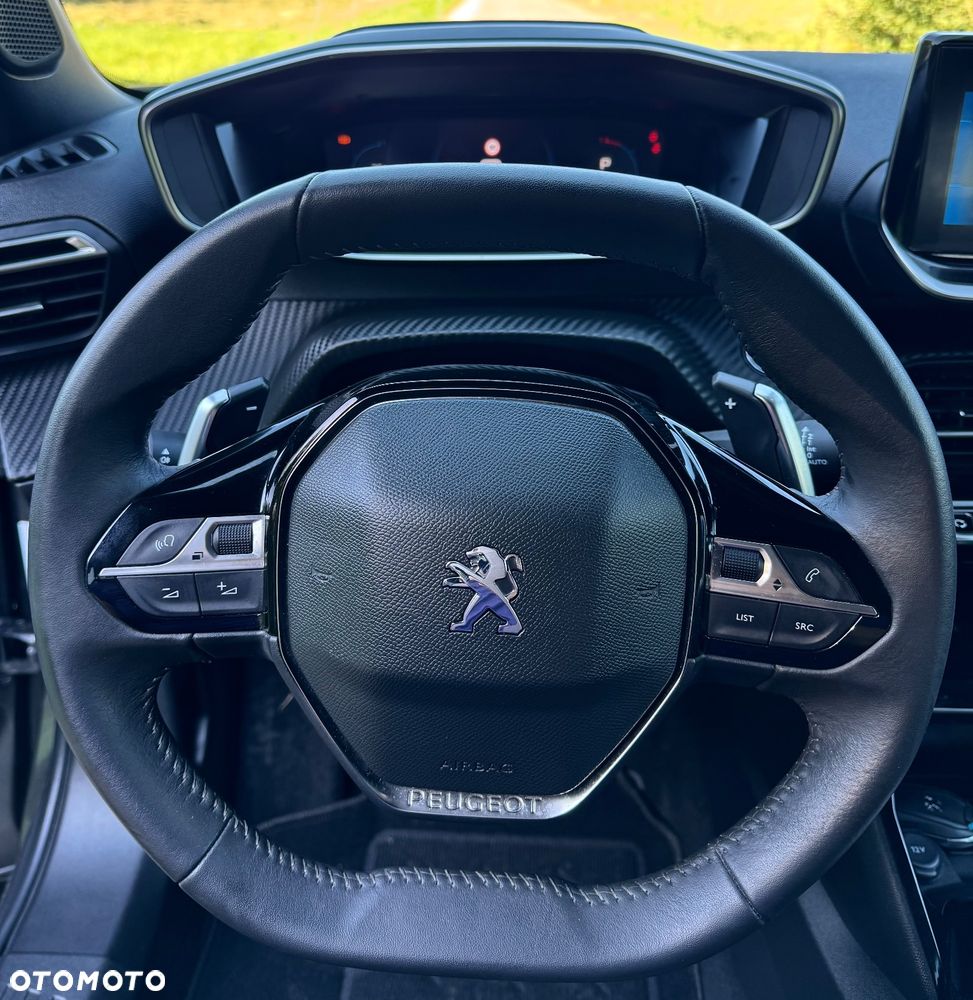 Peugeot 2008 PureTech 130 EAT8 Allure - 13