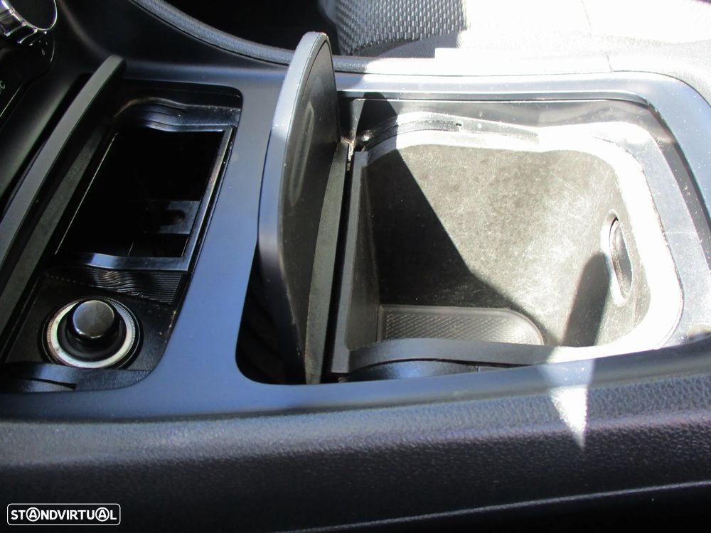 Mercedes-Benz GLA 180 d 7G-DCT Style - 25
