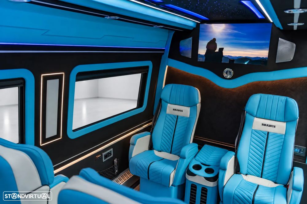 Mercedes-Benz Sprinter - 11