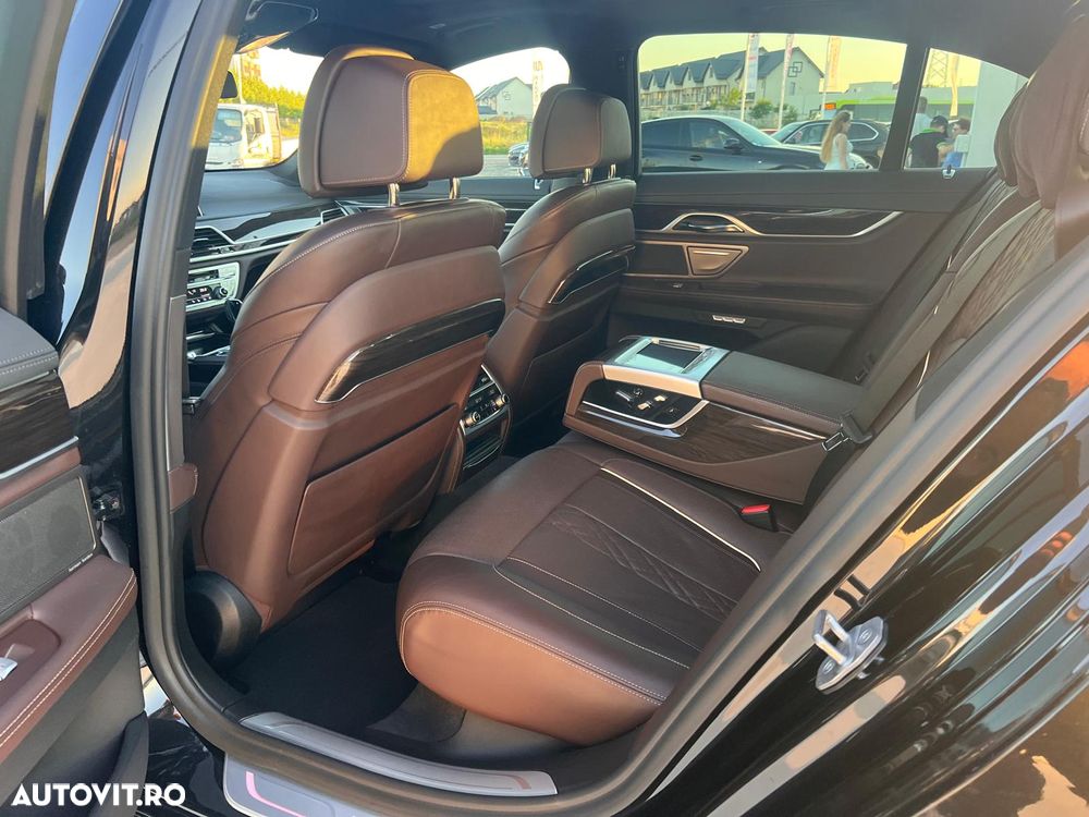 BMW Seria 7 730d xDrive - 11