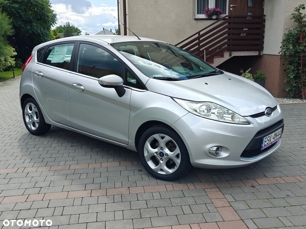 Ford Fiesta 2011 photo 5