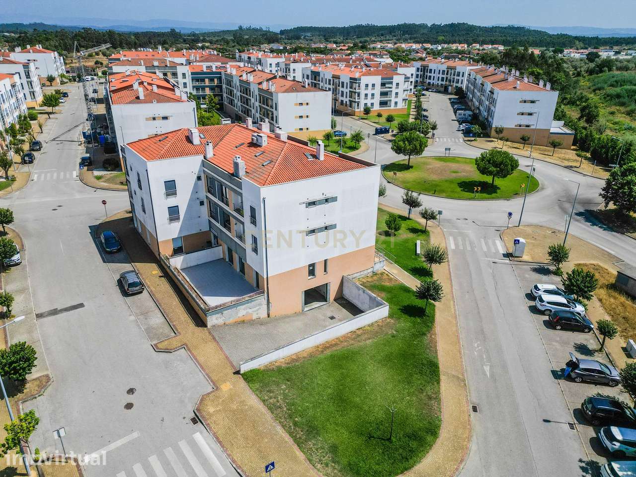 Loja passível de ser transformado em Apartamento com terraço privativo - Grande imagem: 3/27