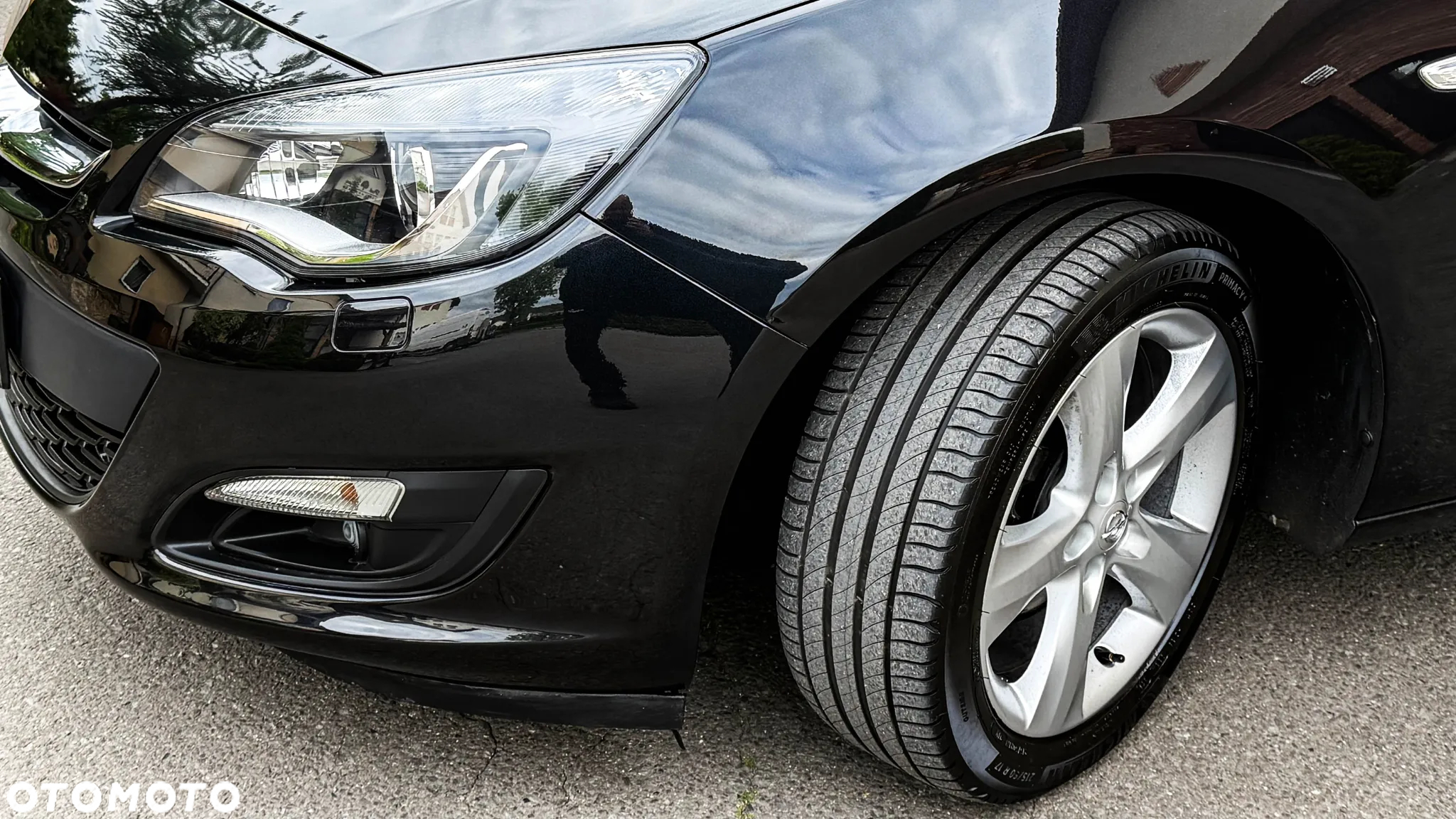 Opel Astra 1.4 Turbo Design Edition - 40
