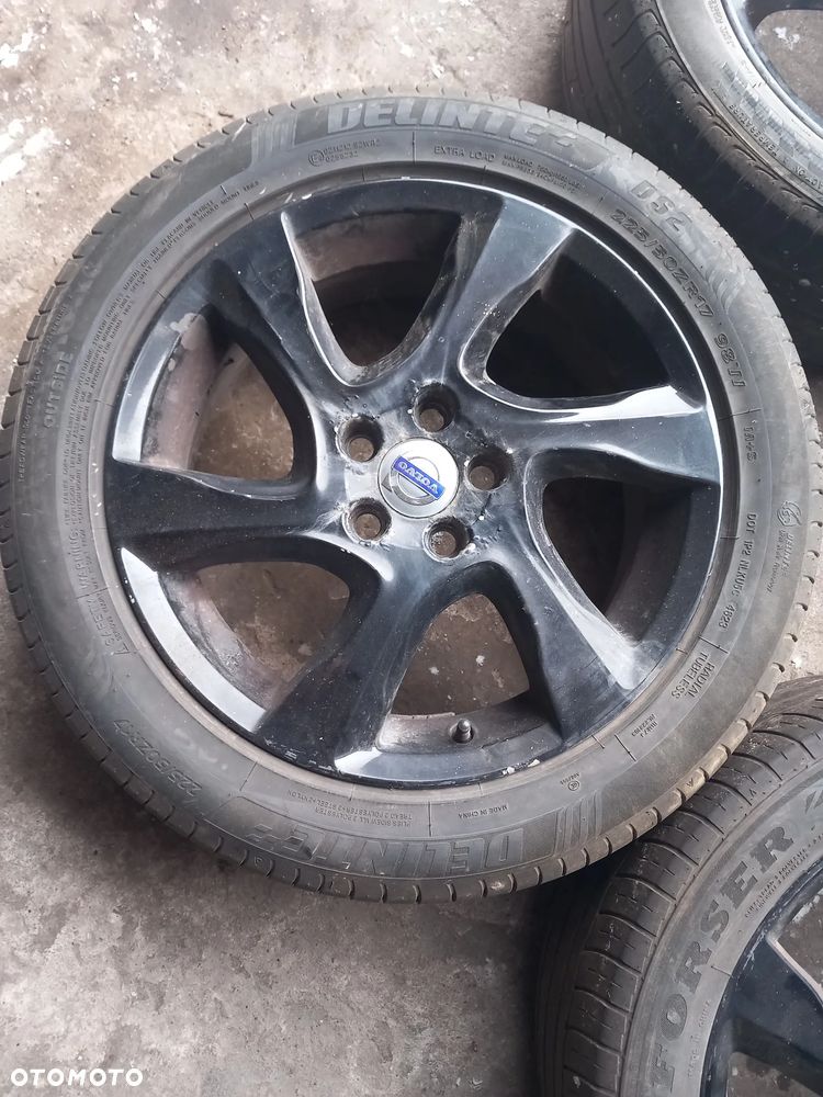 koła  felgi 17 volvo v40 v60 s60 225/50/17 5x108 - 5