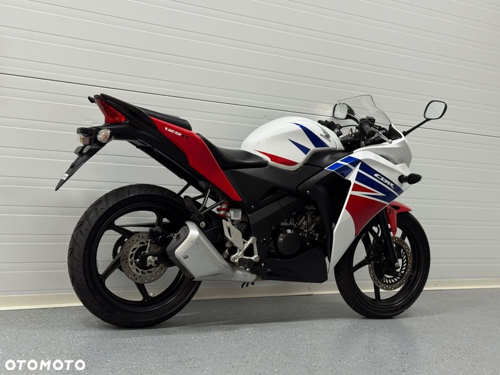Honda CBR - 3