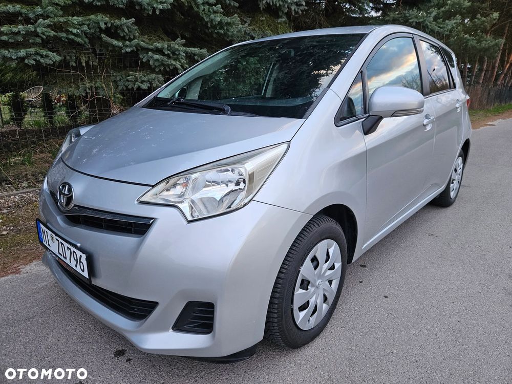 Toyota Verso S 1.33 VVT-i Multidrive Club - 2