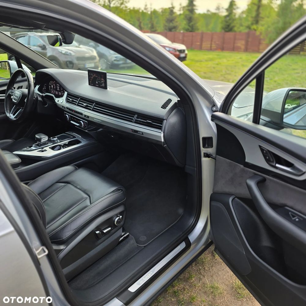 Audi Q7 - 21