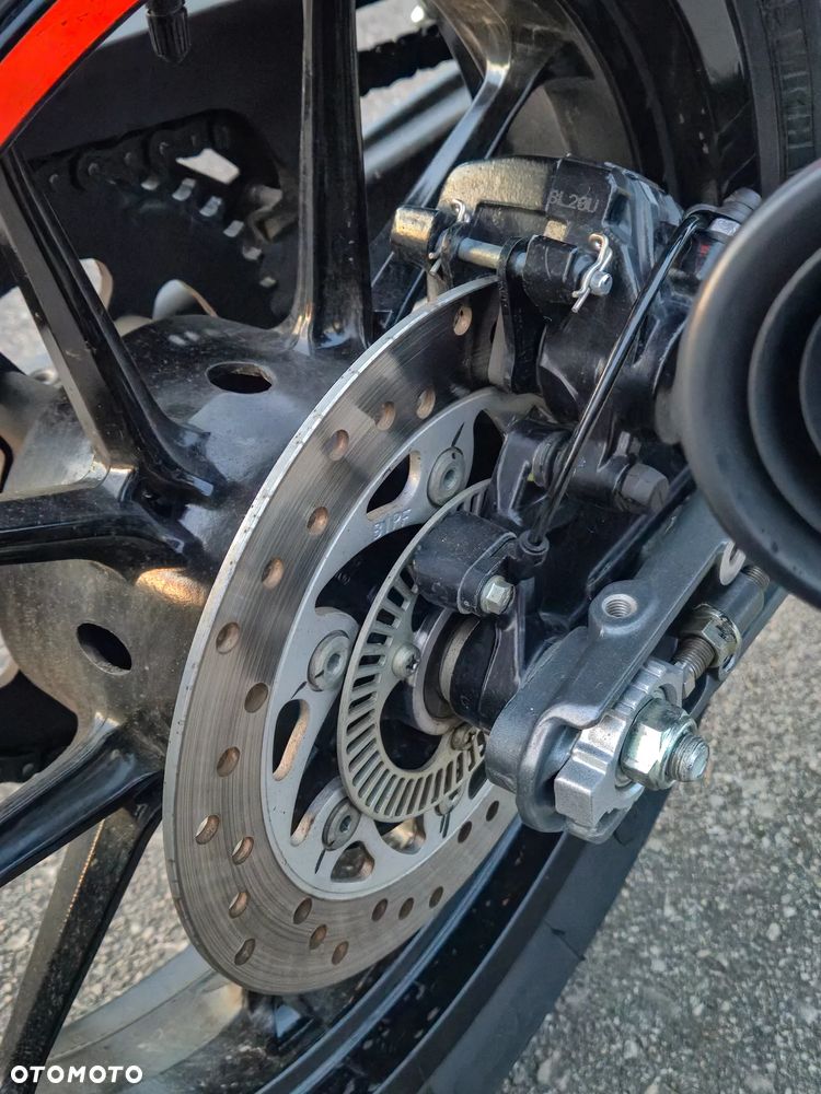 KTM Duke 125 - 12