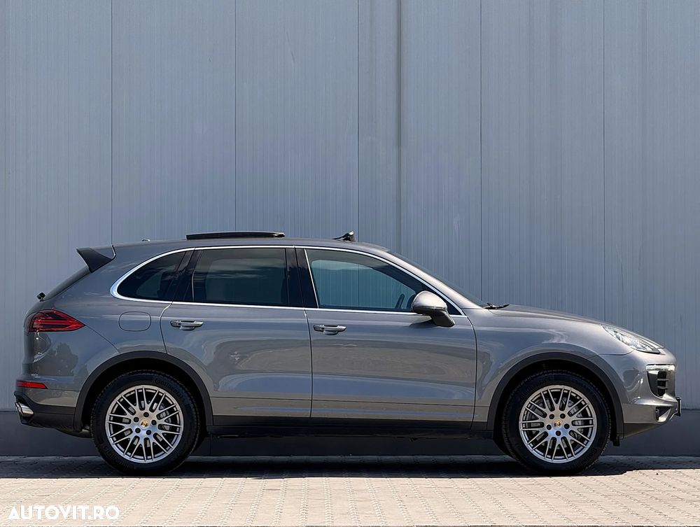 Porsche Cayenne 3.6 L S - 10