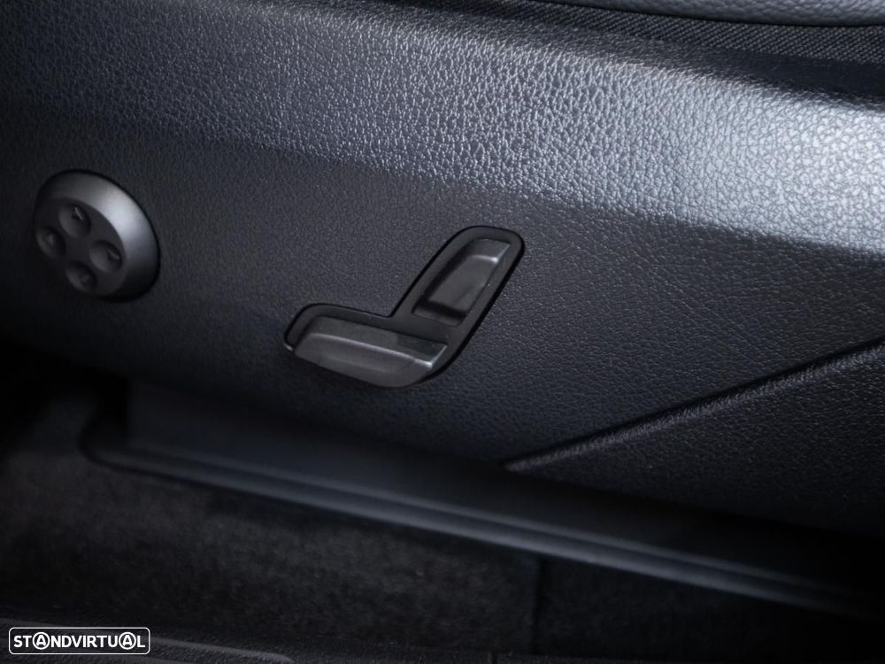 Mercedes-Benz GLC 300 e 4Matic - 16