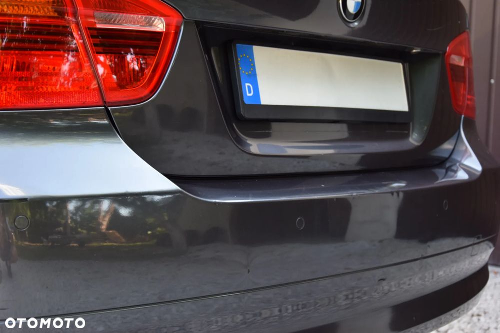 BMW Seria 3 - 17