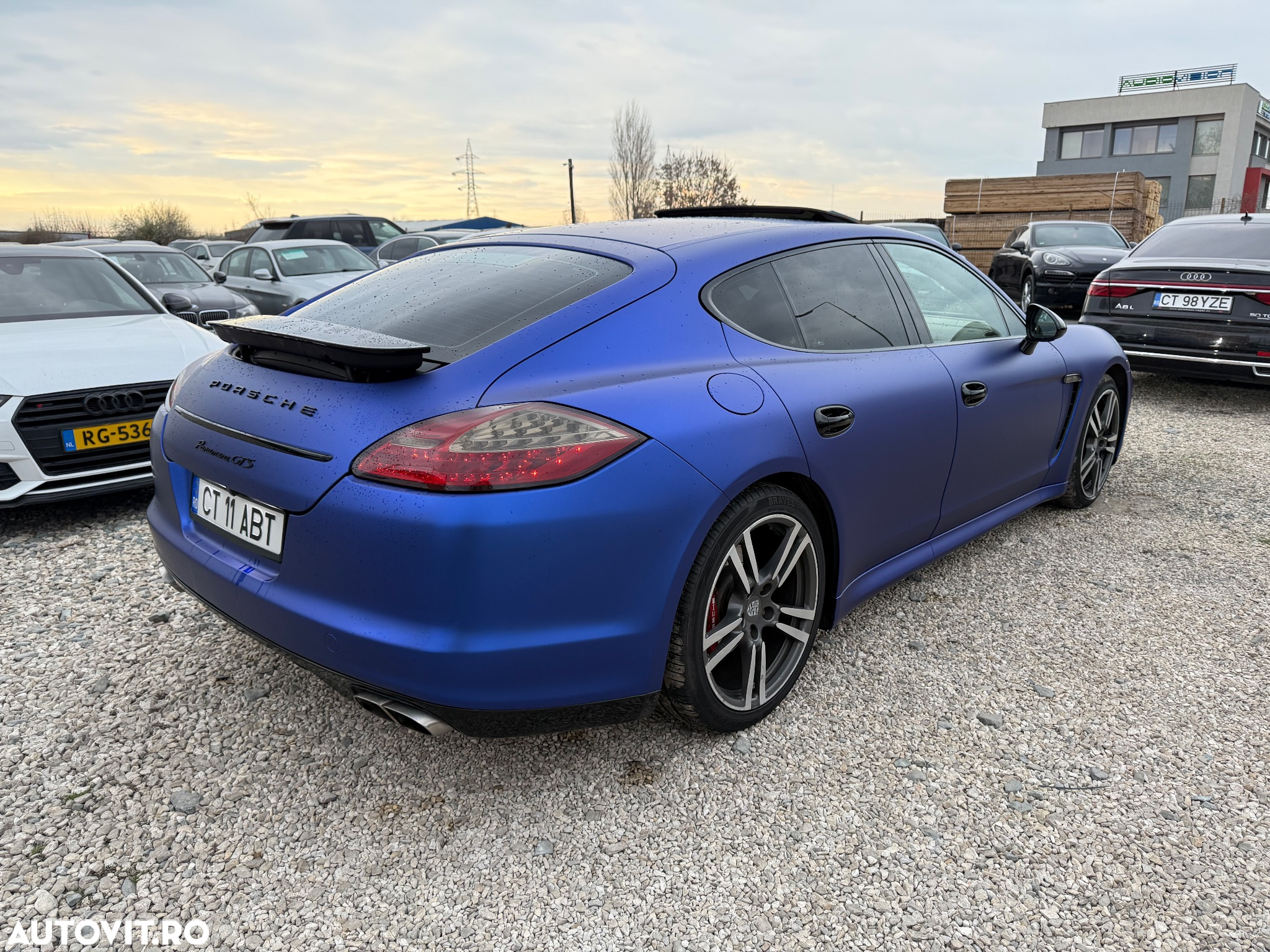 Porsche Panamera 4 PDK Platinum Edition - 24