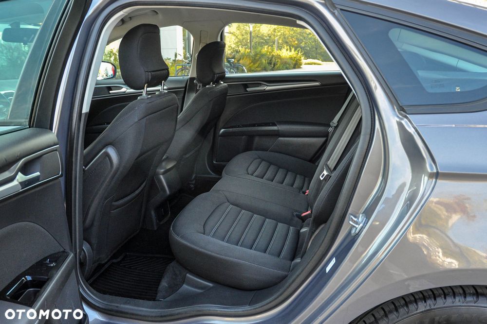 Ford Mondeo - 8