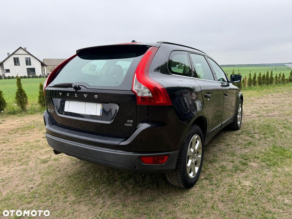 Volvo XC 60 D5 AWD Momentum - 10