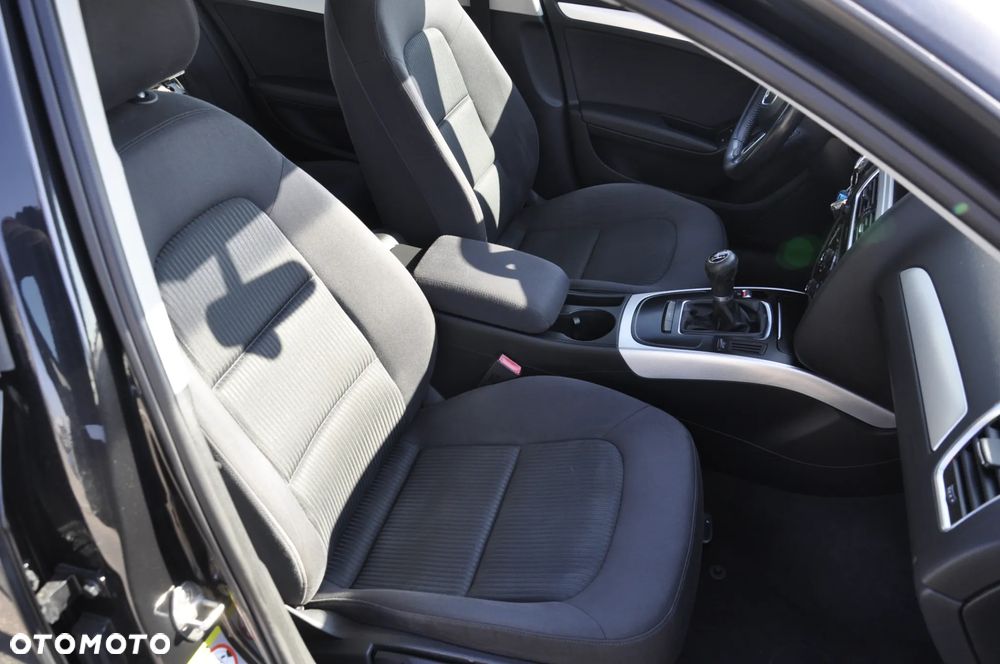 Audi A4 Avant 2.0 TDI DPF Attraction - 6