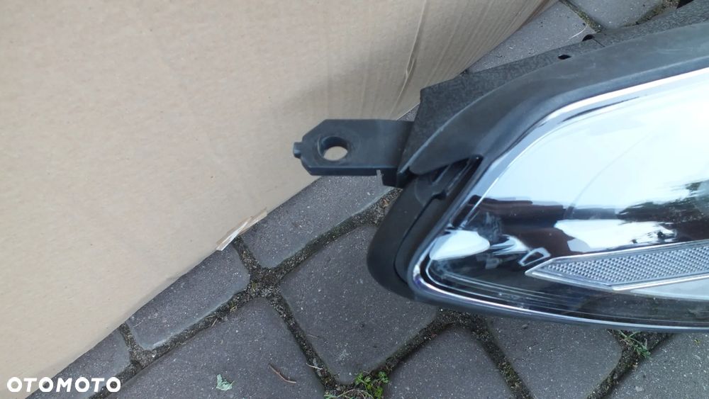 Lampa przednia prawa Fulled Hyundai Tucson IV Lift - 4