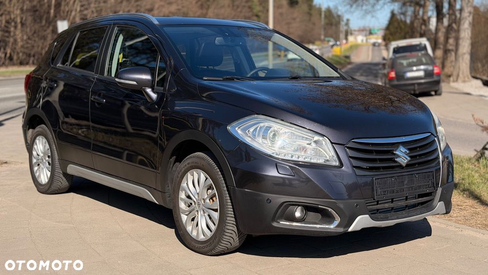 Suzuki SX4 S-Cross 1.6 DDiS 4x4 Comfort+ - 3