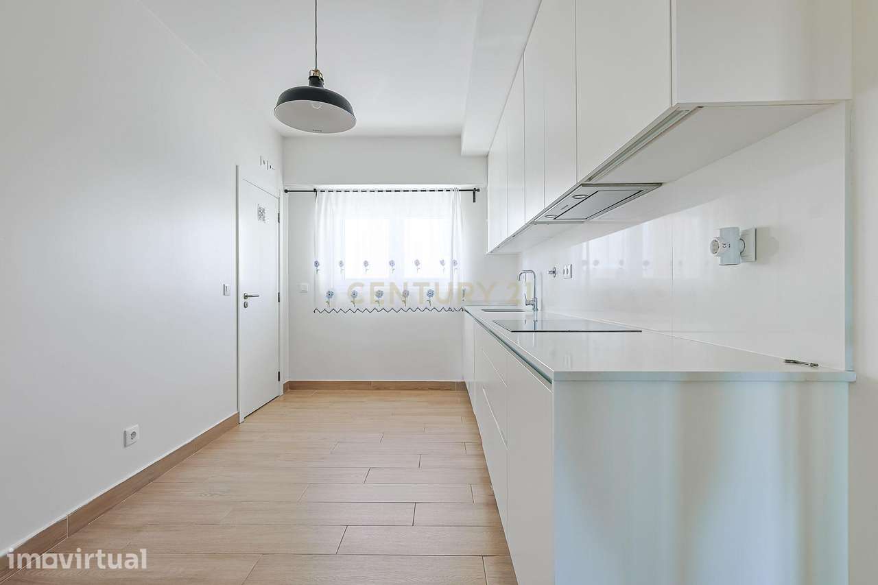T1 - Apartamento Moderno no Montijo para Arrendamento - Grande imagem: 2/18