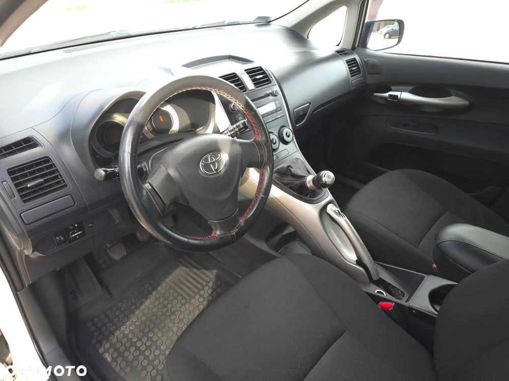 Toyota Auris 1.6 VVT-i Luna - 21