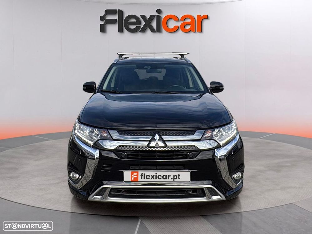 Mitsubishi Outlander 2.4 Intense - 2