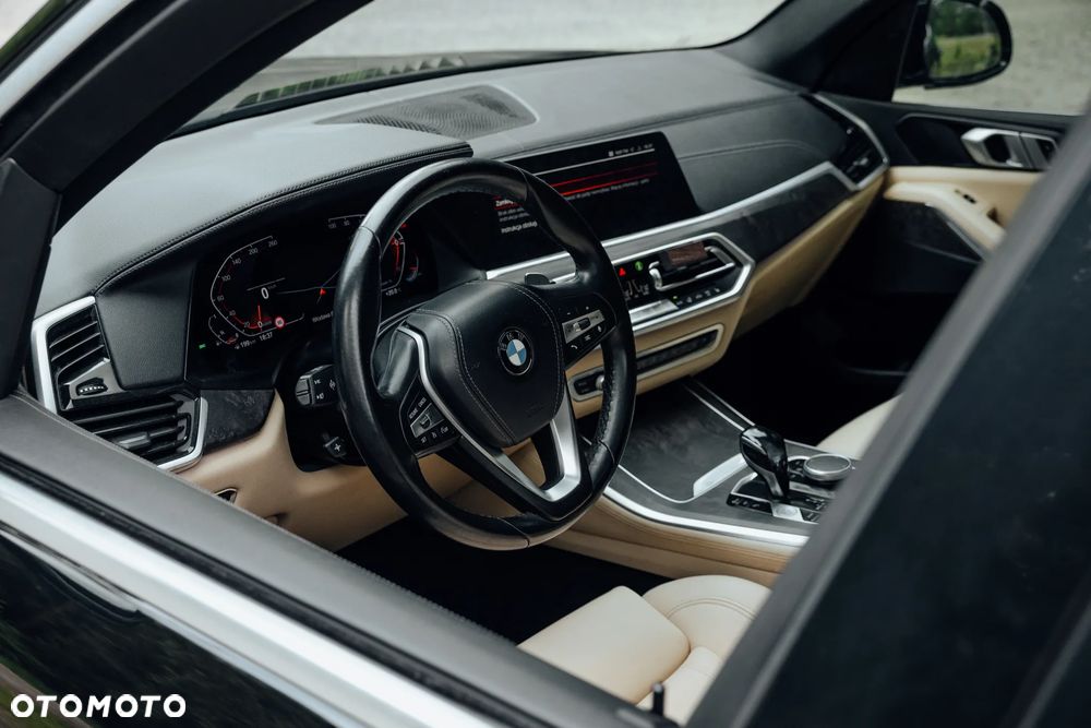 BMW X5 xDrive40i xLine - 17