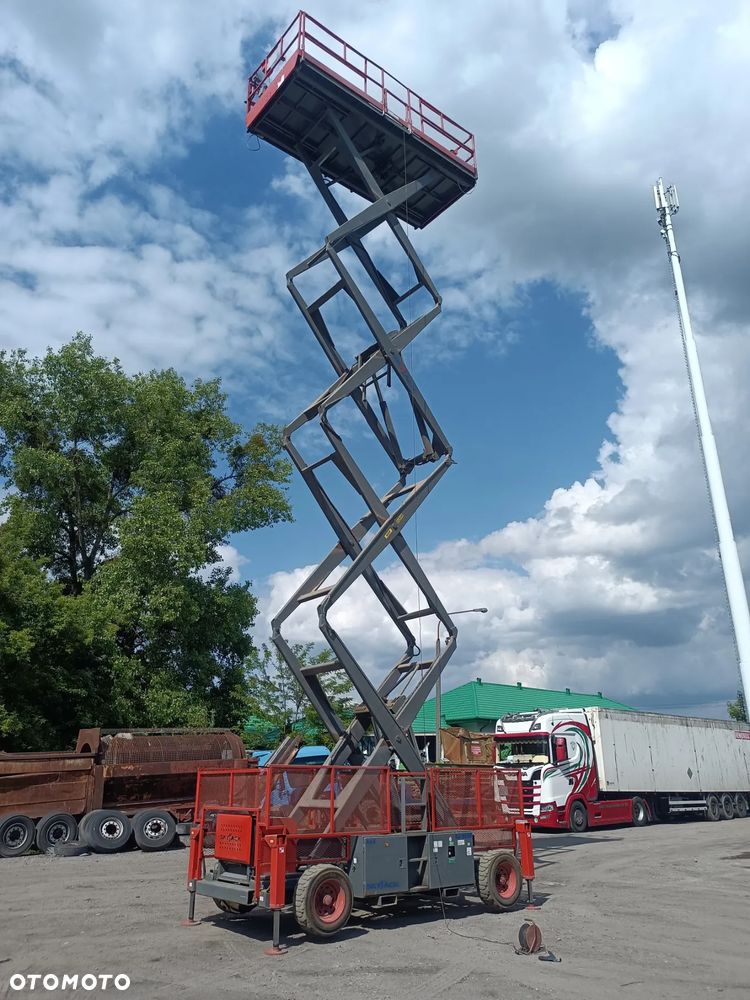 Skyjack 9250 - 9