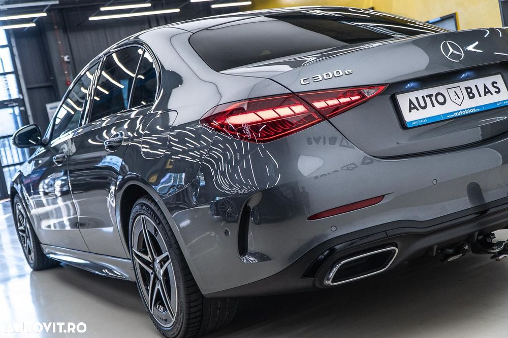 Mercedes-Benz C 300 e T 9G-TRONIC AMG Line - 20