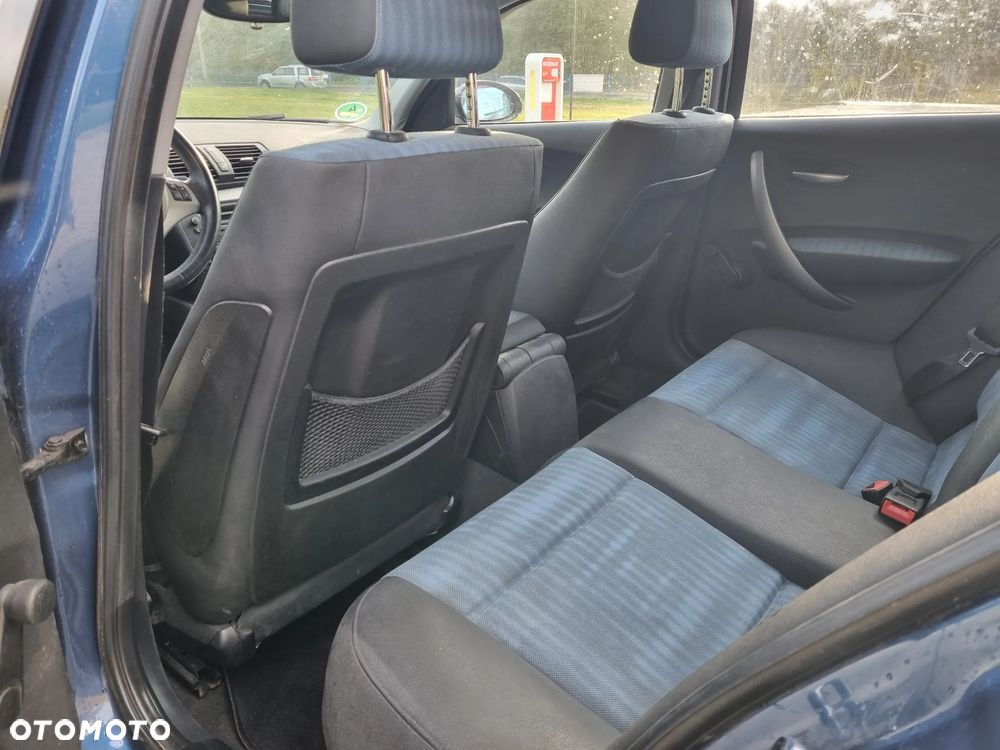 BMW Seria 1 116i - 22