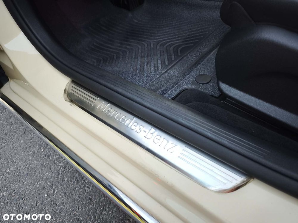 Mercedes-Benz Klasa E 220 d 9G-TRONIC Avantgarde - 15
